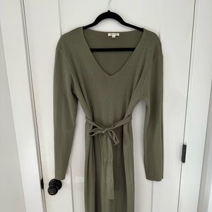Boutique Green Sweater Midi Dress - Size Large